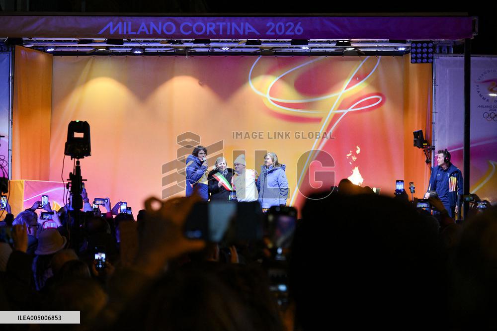 GIOCHI OLIMPICI - Olimpiadi Invernali Milano-Cortina 2026 - Olympic Torch relay