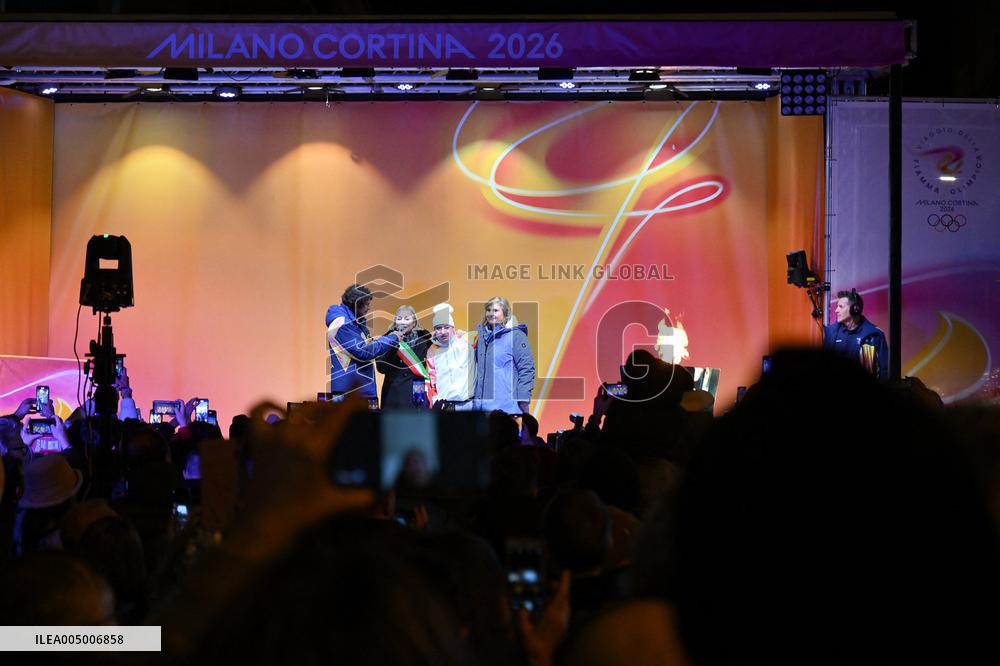 GIOCHI OLIMPICI - Olimpiadi Invernali Milano-Cortina 2026 - Olympic Torch relay