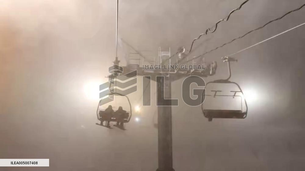 Japan: Blizzard Warning Issued as Severe Winter Weather Grips Hokkaido 4