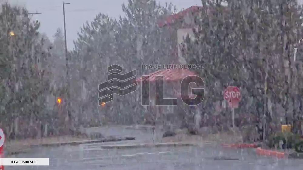 US: Christmas Snowstorm Dumps Feet of Snow in Sierra, Western Nevada