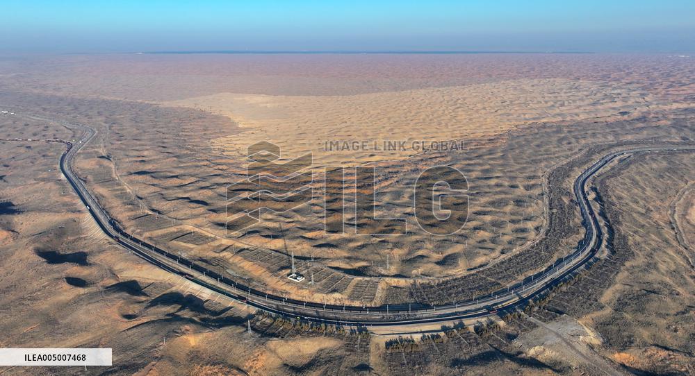 Baotou-Lanzhou Railway Cross Tengger Desert