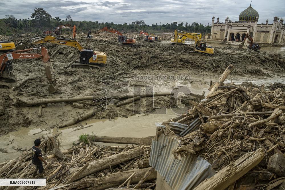 Tropical Cyclone Senyar Aftermath - Indonesia