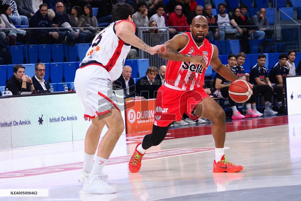 BASKET - Serie A2 - Wegreenit Urania Milano vs Sella Cento