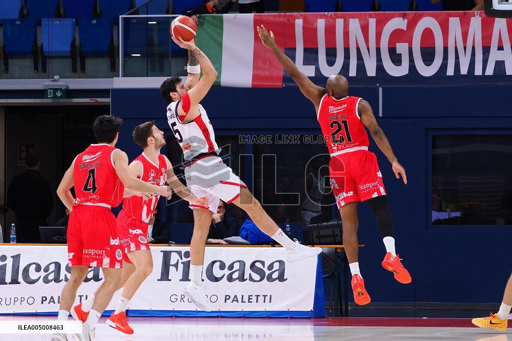 BASKET - Serie A2 - Wegreenit Urania Milano vs Sella Cento