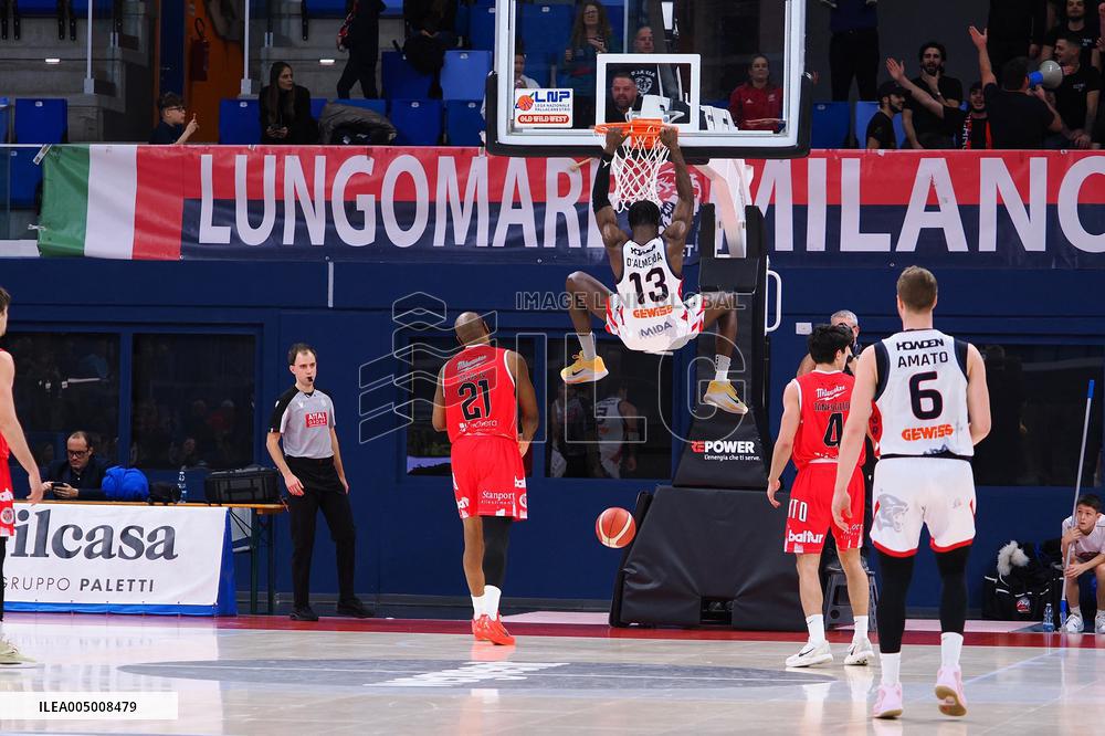 BASKET - Serie A2 - Wegreenit Urania Milano vs Sella Cento