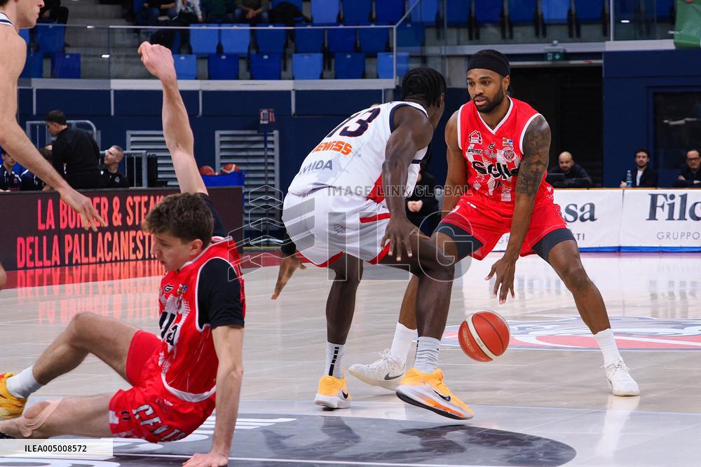 BASKET - Serie A2 - Wegreenit Urania Milano vs Sella Cento