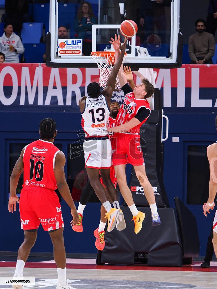 BASKET - Serie A2 - Wegreenit Urania Milano vs Sella Cento