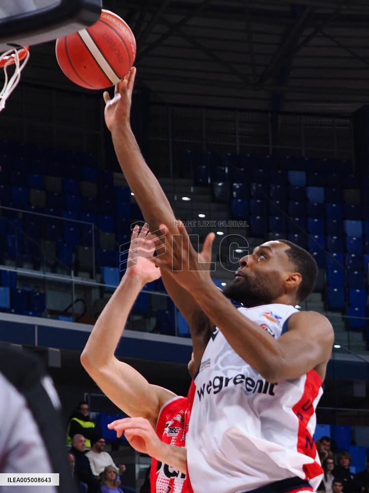 BASKET - Serie A2 - Wegreenit Urania Milano vs Sella Cento