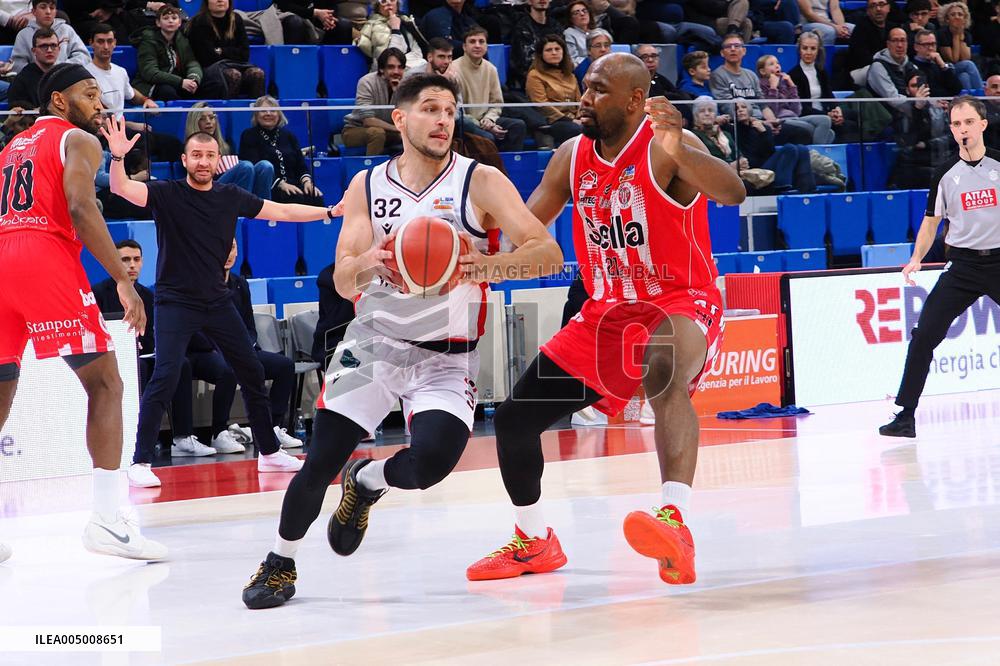BASKET - Serie A2 - Wegreenit Urania Milano vs Sella Cento