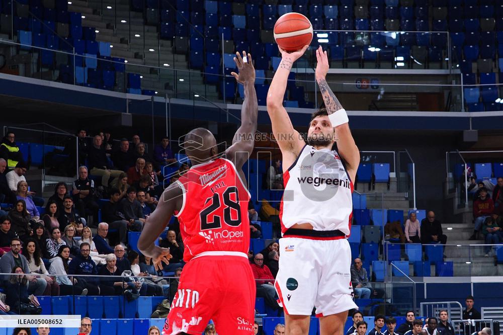 BASKET - Serie A2 - Wegreenit Urania Milano vs Sella Cento