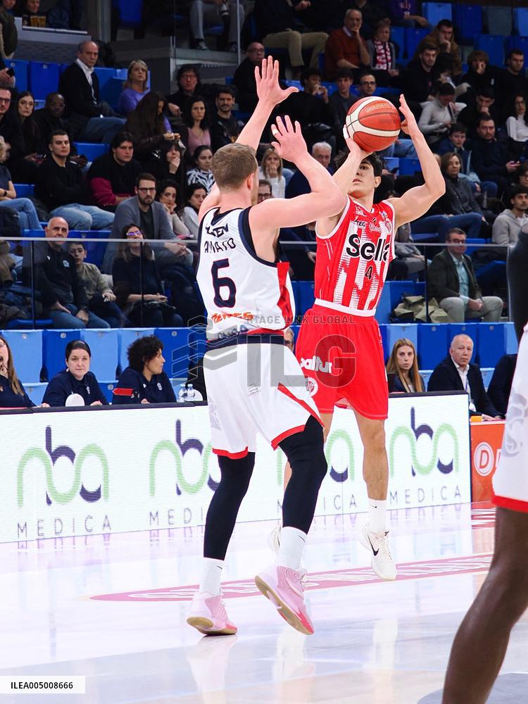 BASKET - Serie A2 - Wegreenit Urania Milano vs Sella Cento