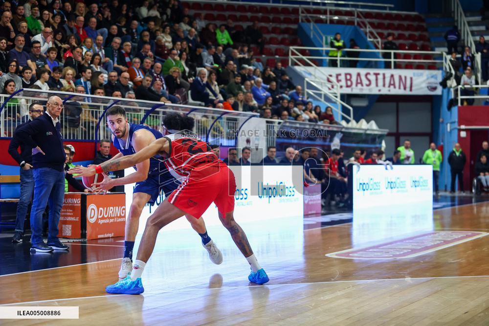 BASKET - Serie A2 - Real Sebastiani Rieti vs Flats Service Fortitudo Bologna, Stagione 2025-26 Campionato Italiano Pallacanestro