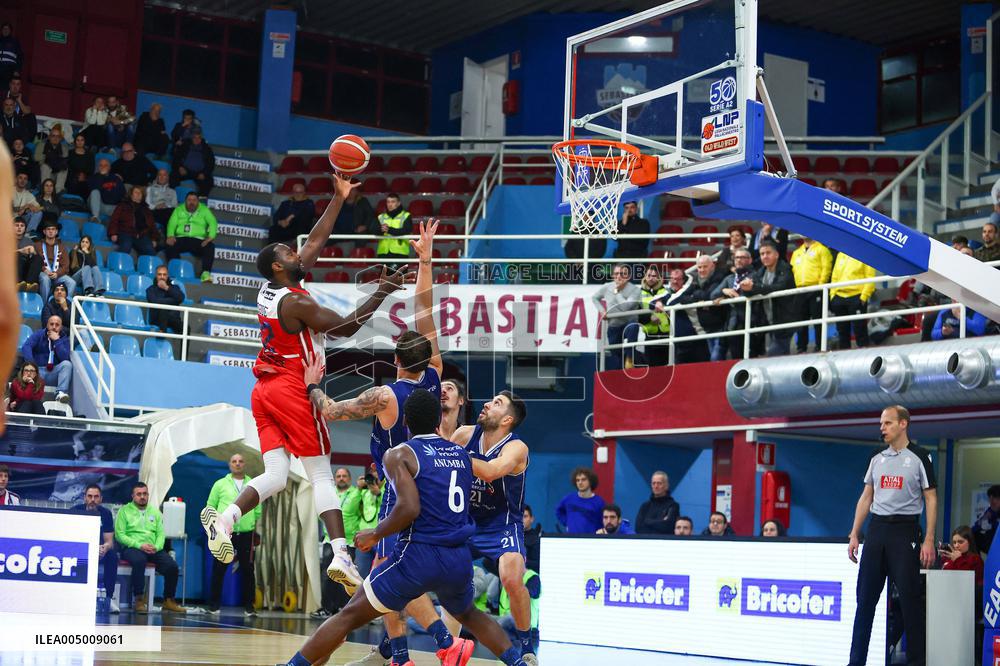 BASKET - Serie A2 - Real Sebastiani Rieti vs Flats Service Fortitudo Bologna, Stagione 2025-26 Campionato Italiano Pallacanestro