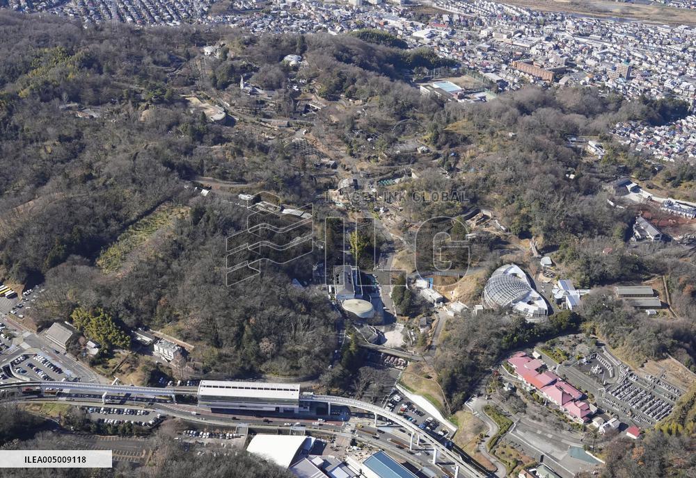 Wolf escapes at western Tokyo zoo