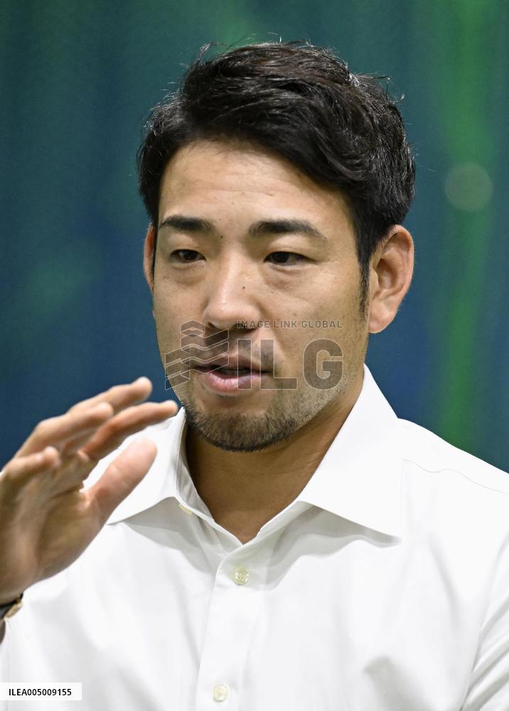 Interview with Angels pitcher Kikuchi