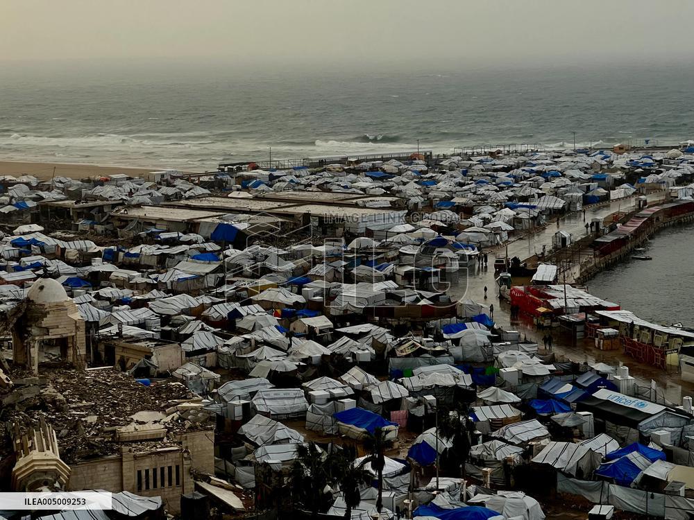 Gaza Seaport Storm Makeshift Tents
