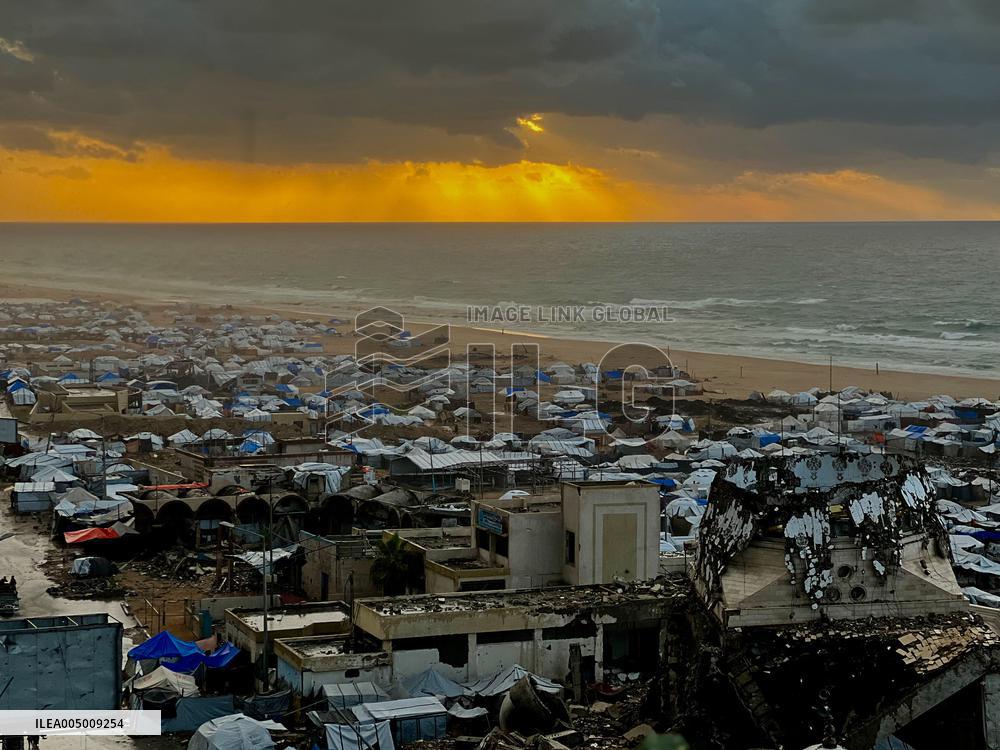 Gaza Seaport Storm Makeshift Tents