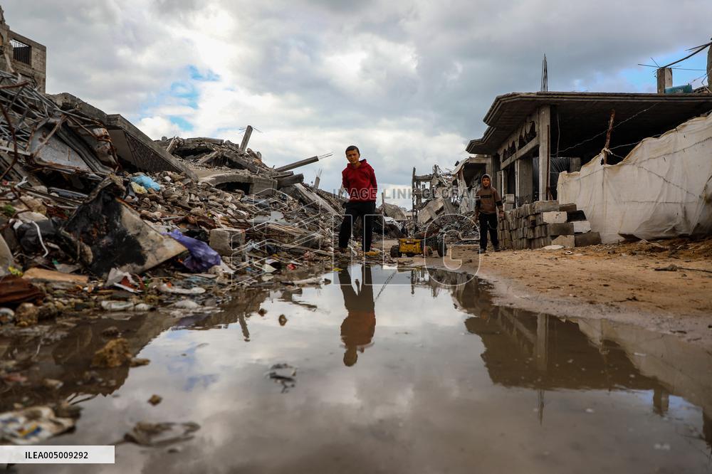 Daily Life at the Jabalia Refugee Camp - Gaza