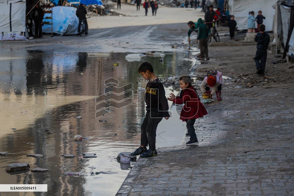 Humanitarian Crisis Continues In Jabalia - Palestine