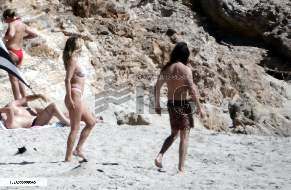 Heidi Klum, Tom Kaulitz and Bill Kaulitz in St Barths - France