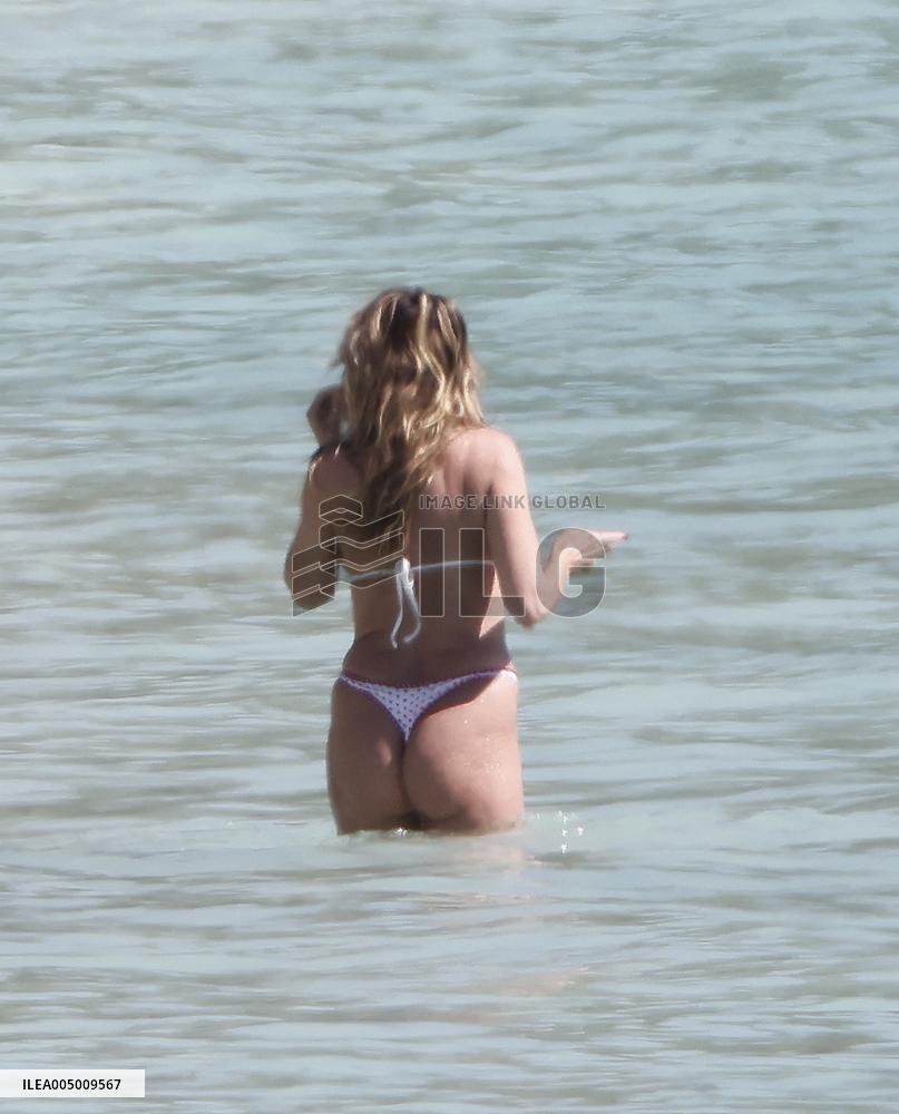 Heidi Klum, Tom Kaulitz and Bill Kaulitz in St Barths - France