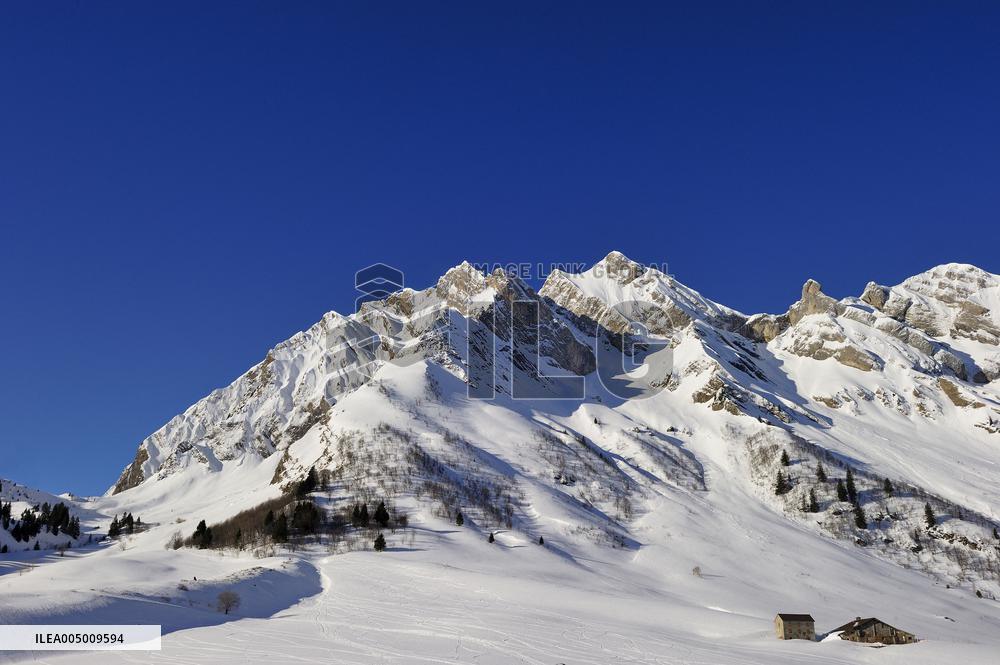 Illustration - Aravis Range