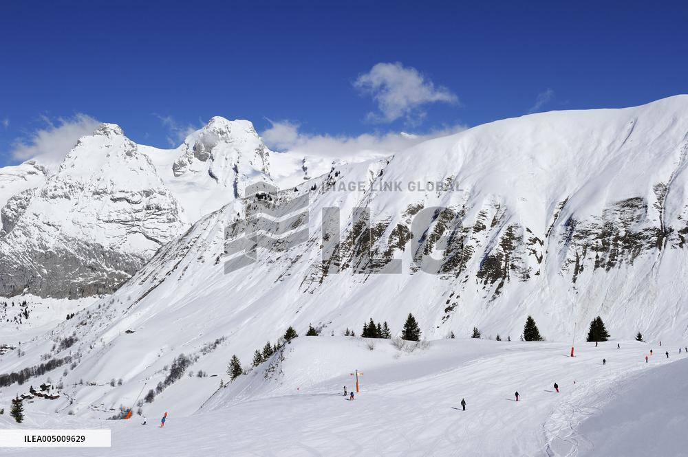 Illustration - Aravis Range