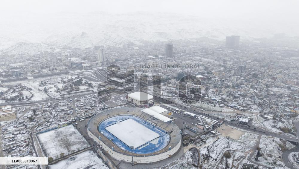 Heavy Snowfall Blankets Duhok - Iraq