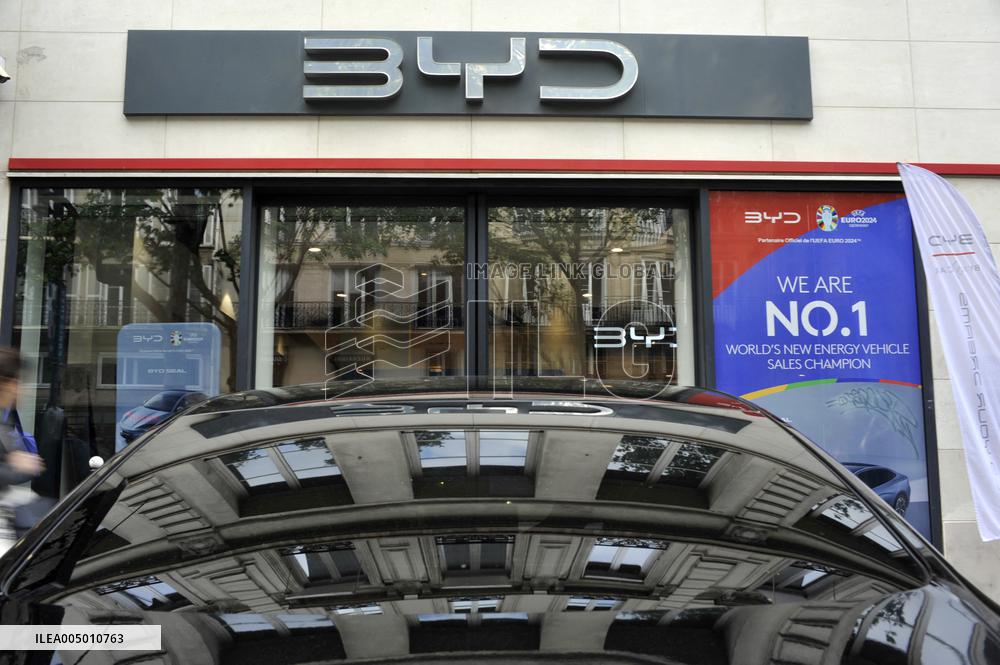 Illustration - Paris BYD Cars Showroom