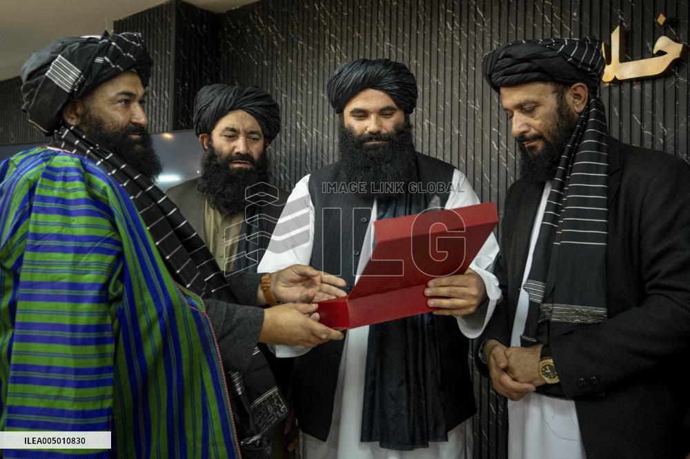 Taliban Honor Kabul Mayor - Afghanistan