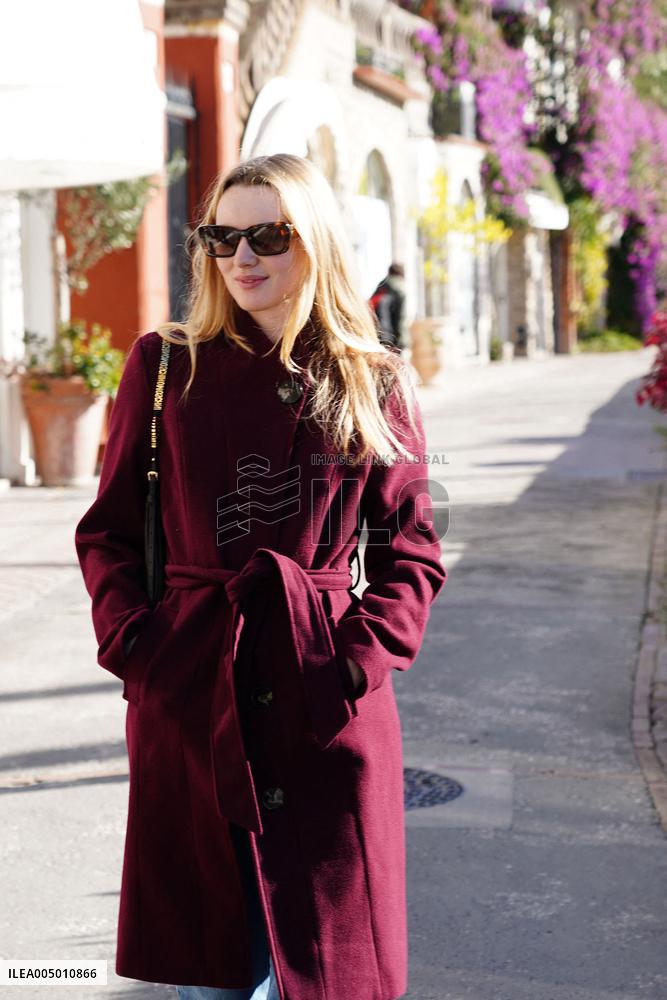 Alanah Bloor With Fred Topping At Capri Hollywood - Capri