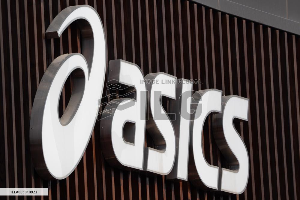 ASICS
