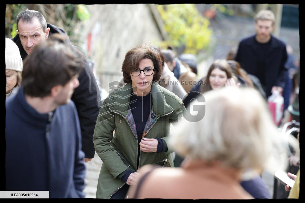 Exclusive - Rachida Dati At Montmartre Visit - Paris