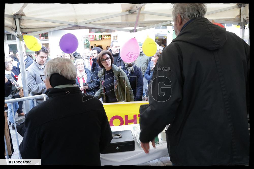 Exclusive - Rachida Dati At Montmartre Visit - Paris