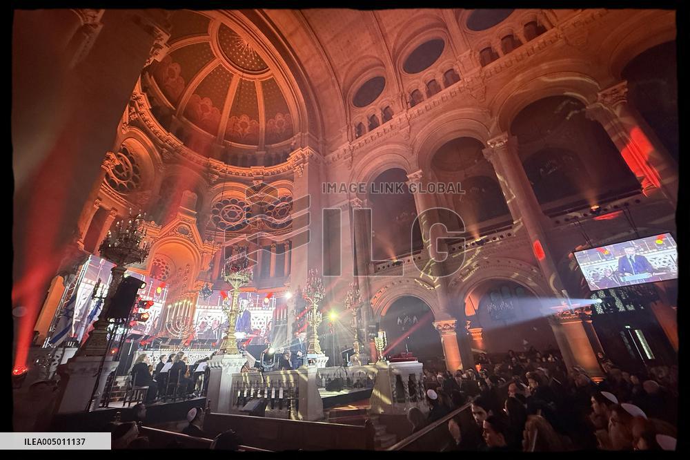 Rachida Dati At Grande Synagogue De La Victoire - Paris
