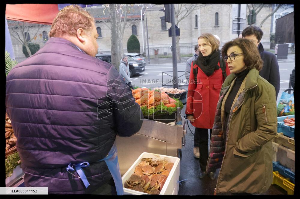 Exclusive - Rachida Dati At Avenue General Leclerc Visit - Paris