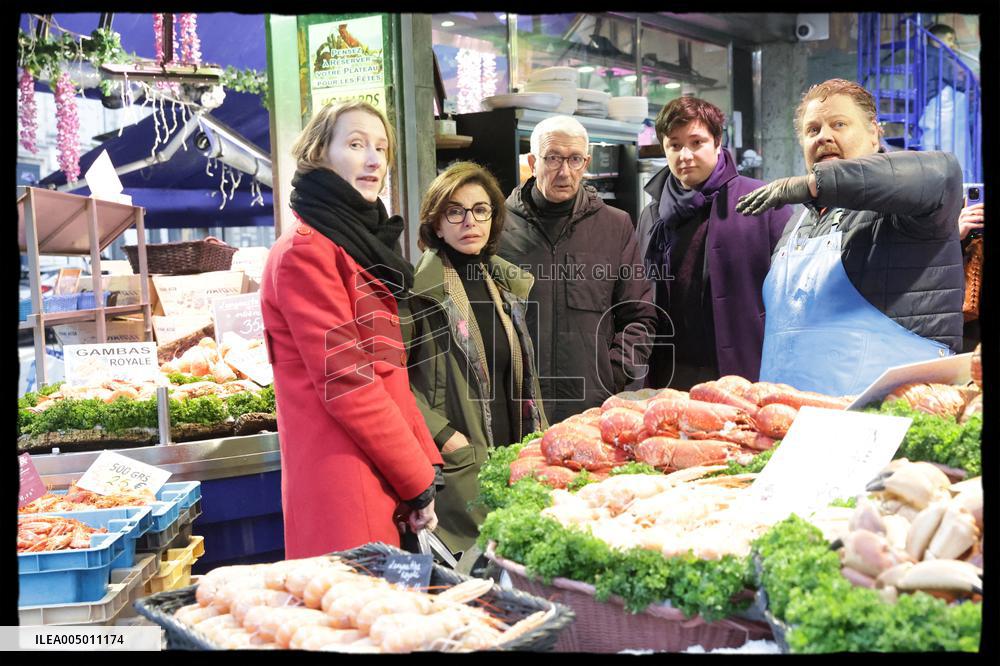 Exclusive - Rachida Dati At Avenue General Leclerc Visit - Paris