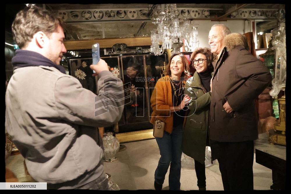 Exclusive Rachida Dati Visit Les Puces Market - Saint Ouen