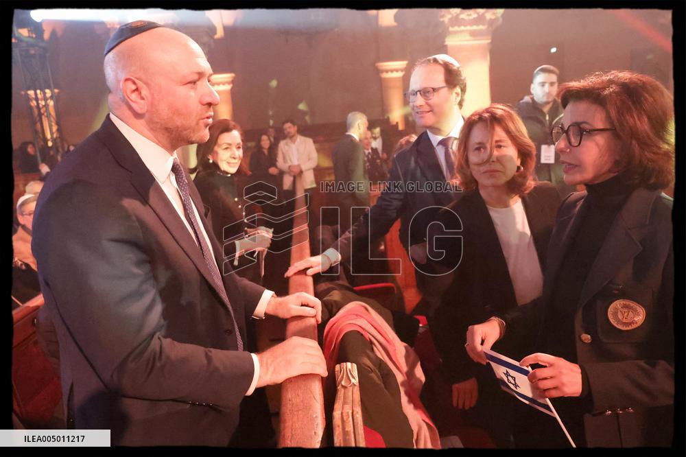 Rachida Dati At Grande Synagogue De La Victoire - Paris