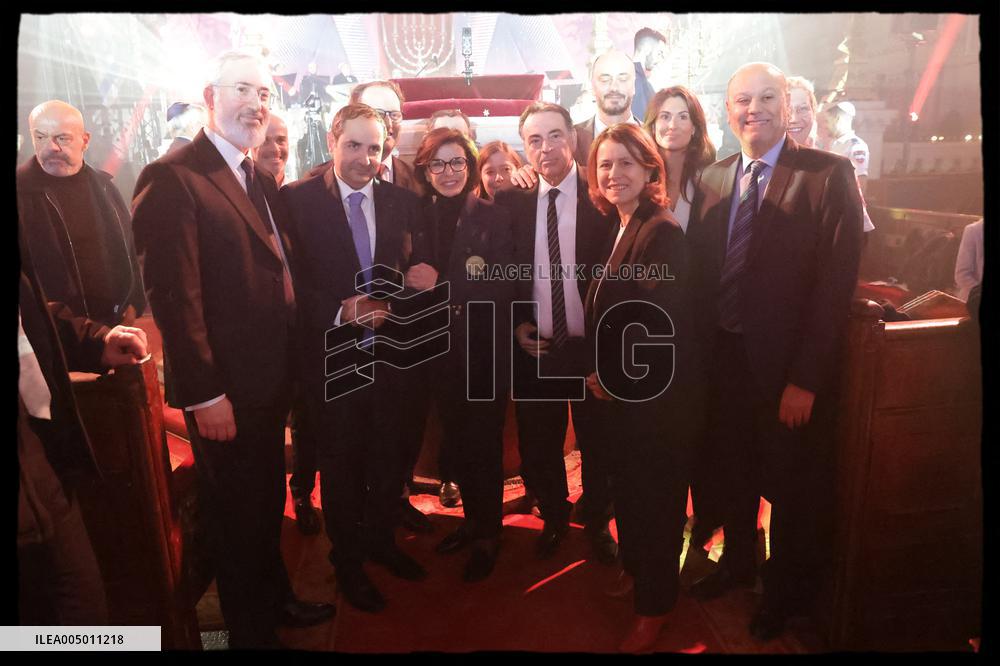 Rachida Dati At Grande Synagogue De La Victoire - Paris
