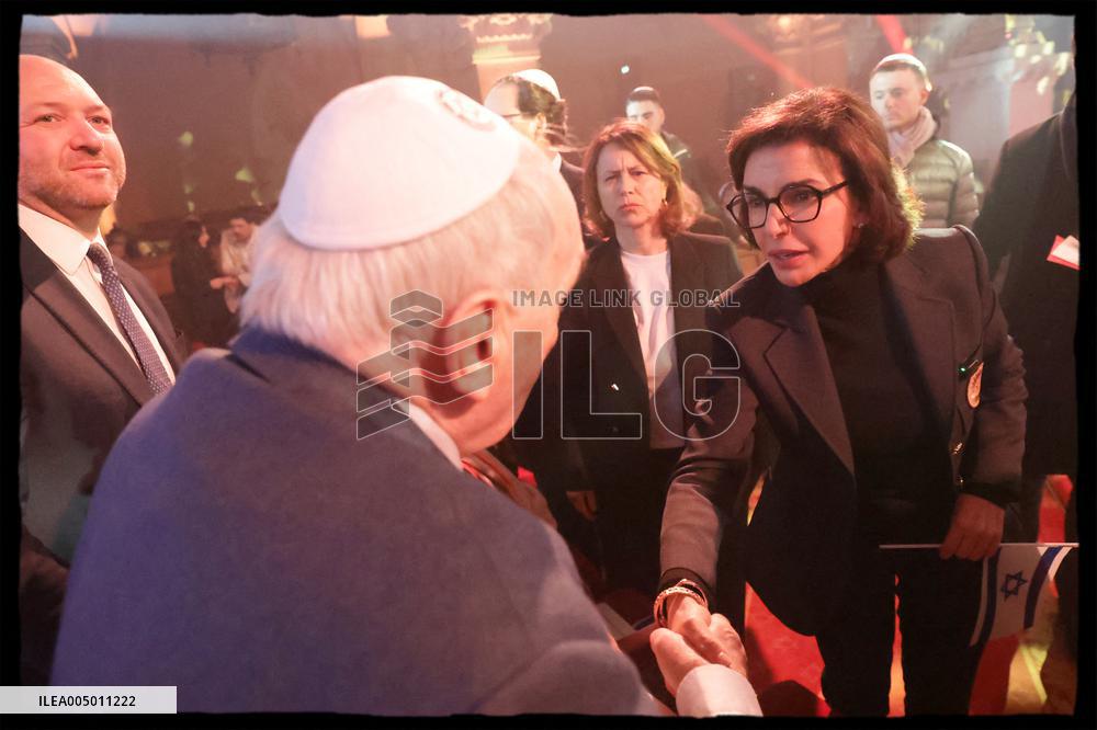 Rachida Dati At Grande Synagogue De La Victoire - Paris