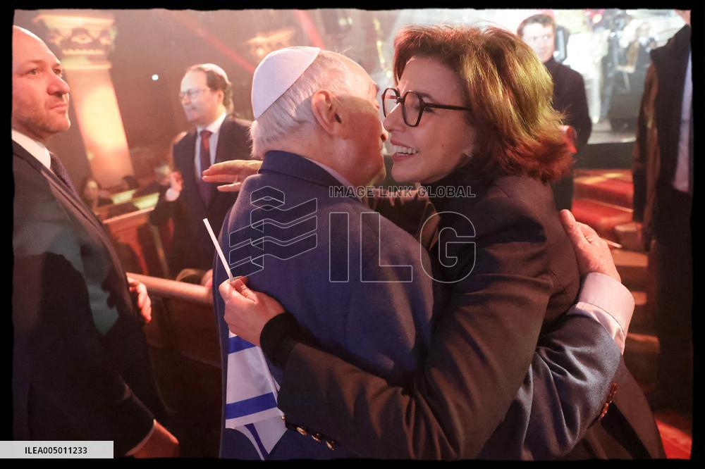 Rachida Dati At Grande Synagogue De La Victoire - Paris