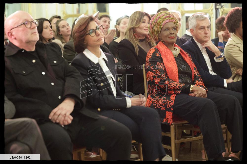 Exclusive - Rachida Dati Announces The Cabaret Season - Paris