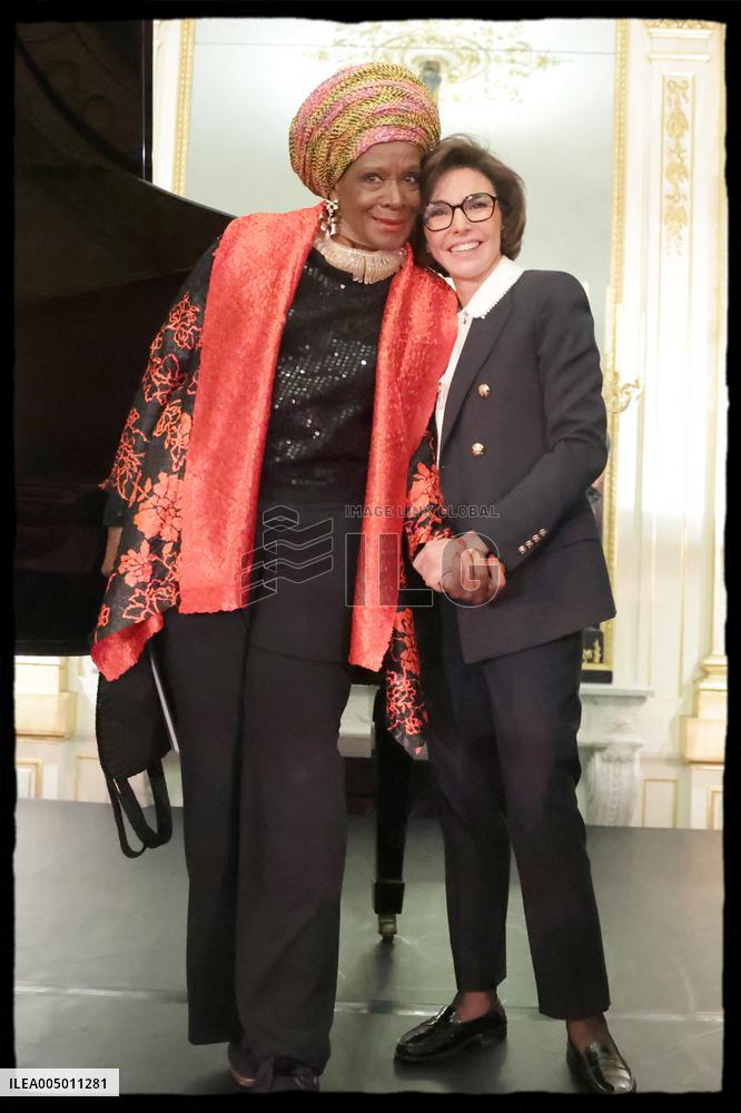 Exclusive - Rachida Dati Announces The Cabaret Season - Paris