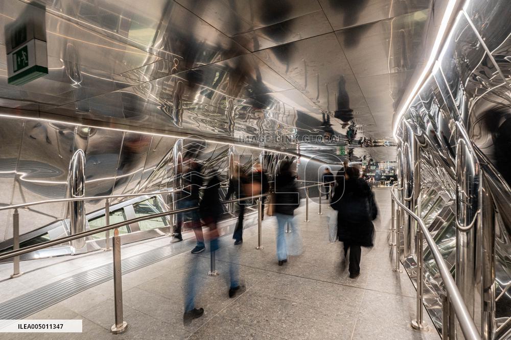 Colosseum and Porta Metronia Stations Open - Rome