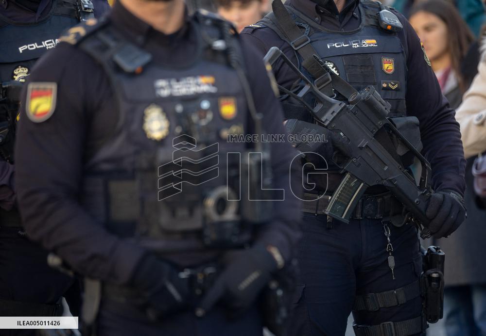 Madrid Police Headquarters Presents New Years Eve Security Plan - Madrid