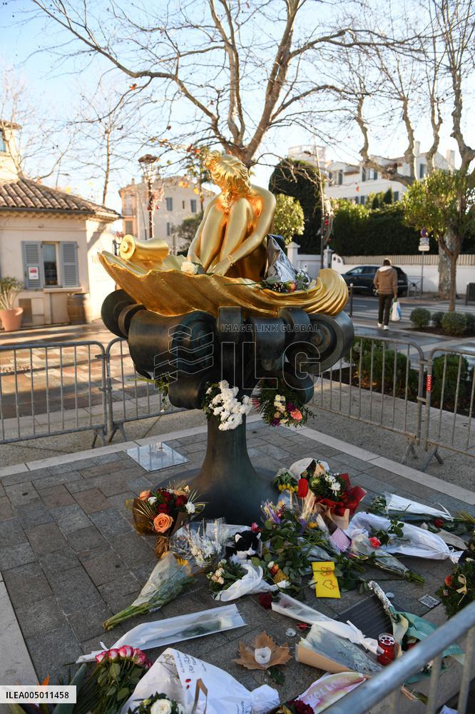 Brigitte Bardot Statue Memorial - Saint Tropez