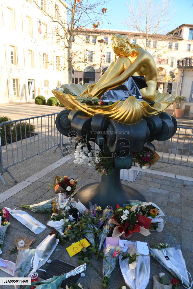 Brigitte Bardot Statue Memorial - Saint Tropez