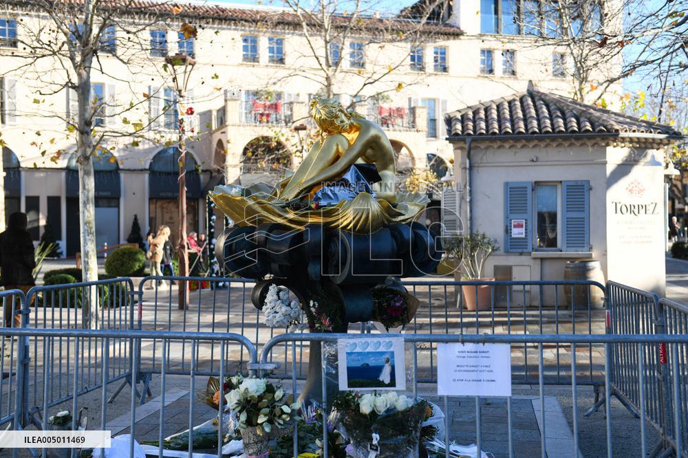 Brigitte Bardot Statue Memorial - Saint Tropez