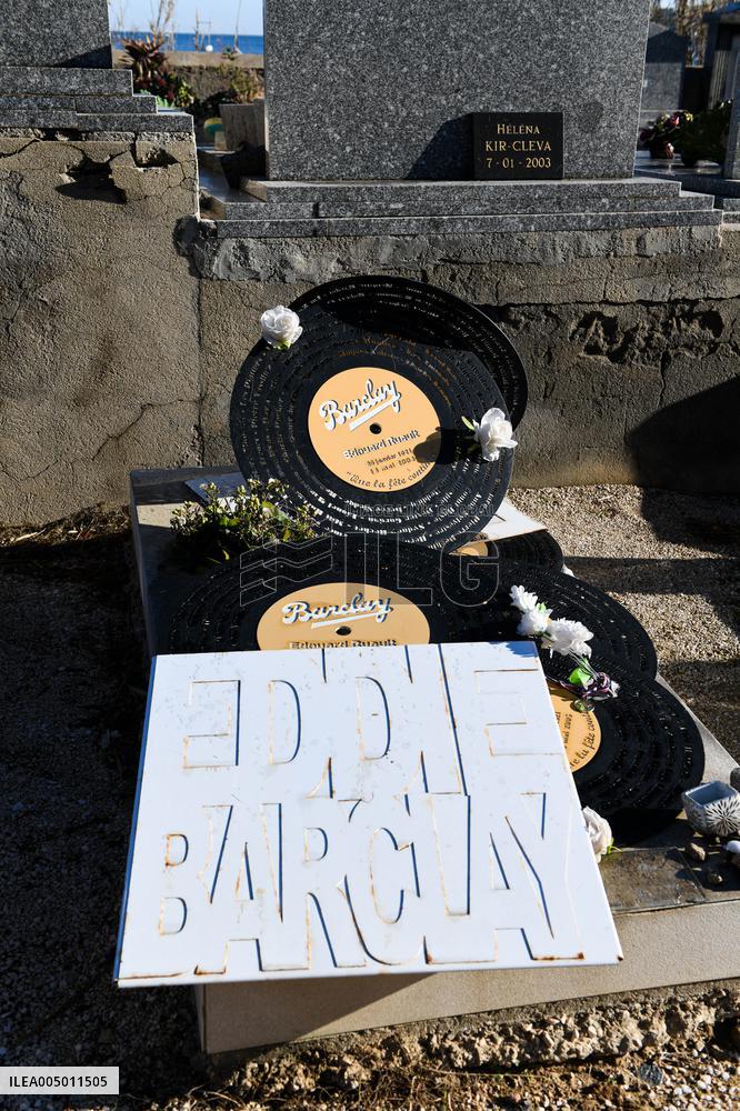 Eddie Barclay Grave Illustration - Saint Tropez